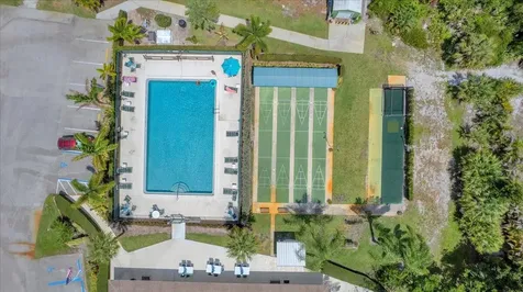 2950 SE Ocean Boulevard Stuart FL 34996