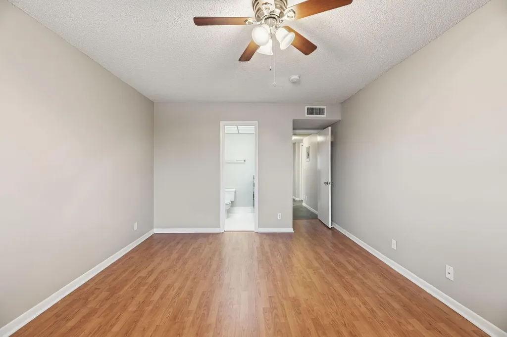 1769 NE 40th Place Pompano Beach FL 33064