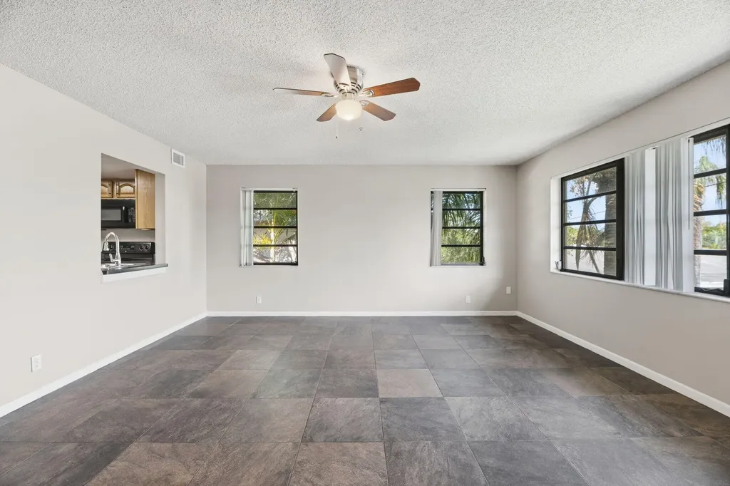 1769 NE 40th Place Pompano Beach FL 33064