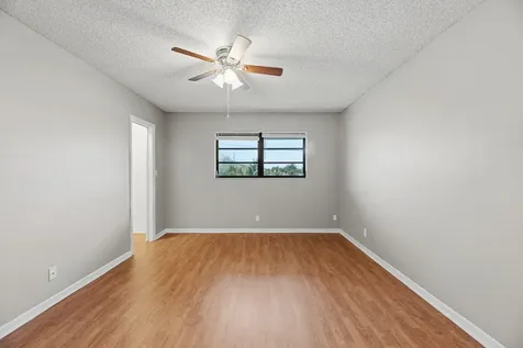 1769 NE 40th Place Pompano Beach FL 33064