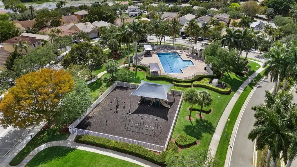 2264 Salerno Circle Weston FL 33327