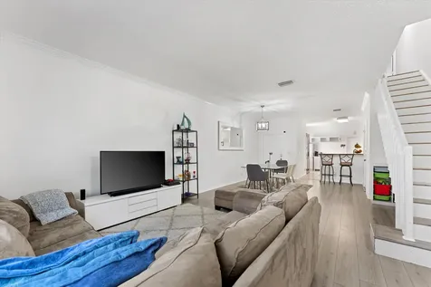 2264 Salerno Circle Weston FL 33327