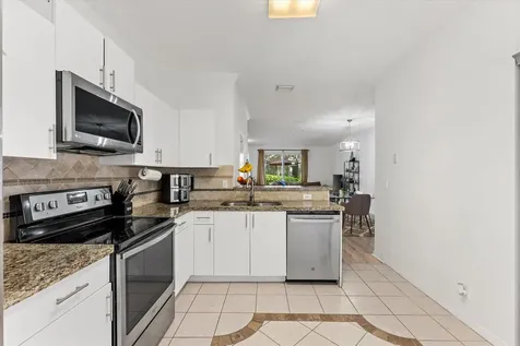 2264 Salerno Circle Weston FL 33327