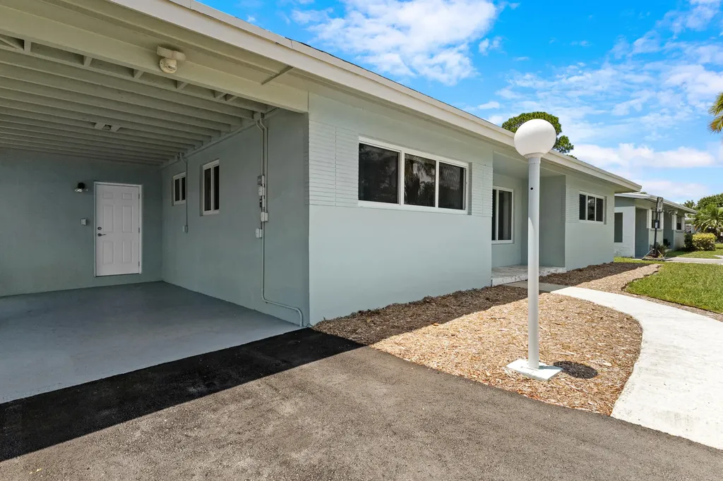 3140 SW 21st Street Fort Lauderdale FL 33312