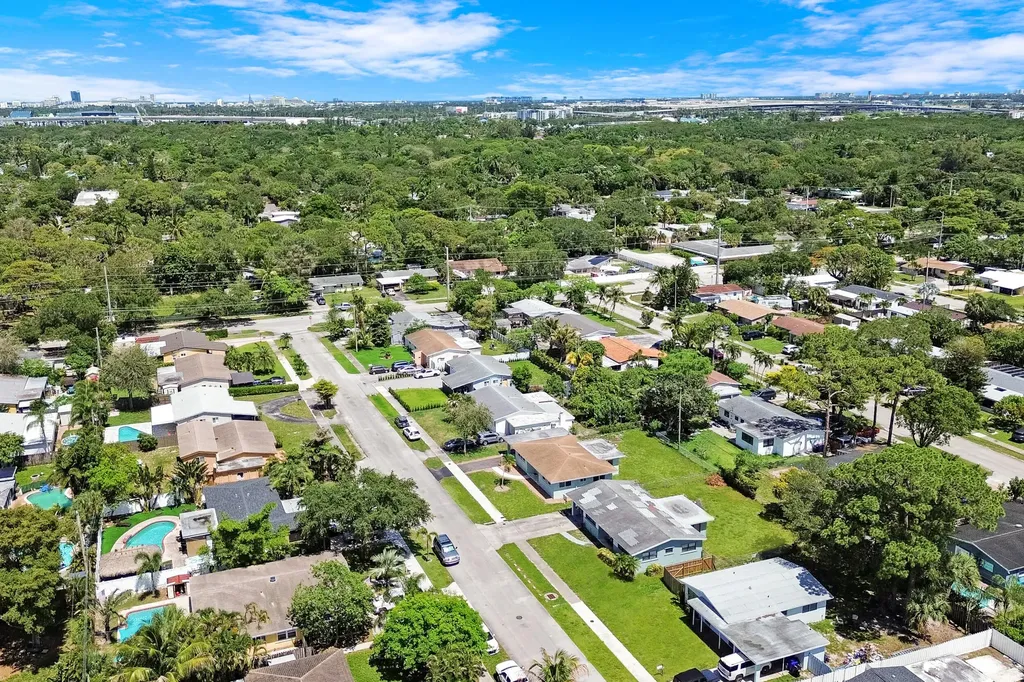3140 SW 21st Street Fort Lauderdale FL 33312