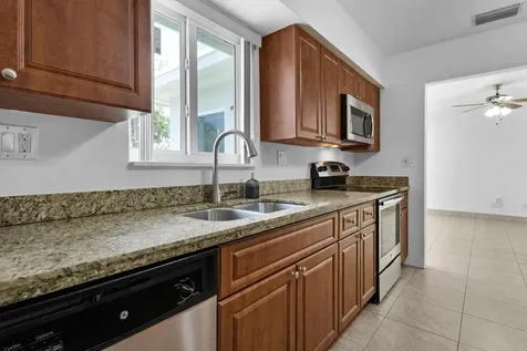 3140 SW 21st Street Fort Lauderdale FL 33312
