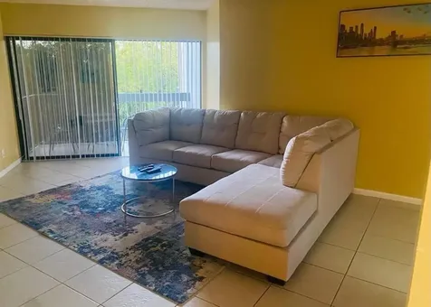 2000 N Congress N West Palm Beach FL 33401