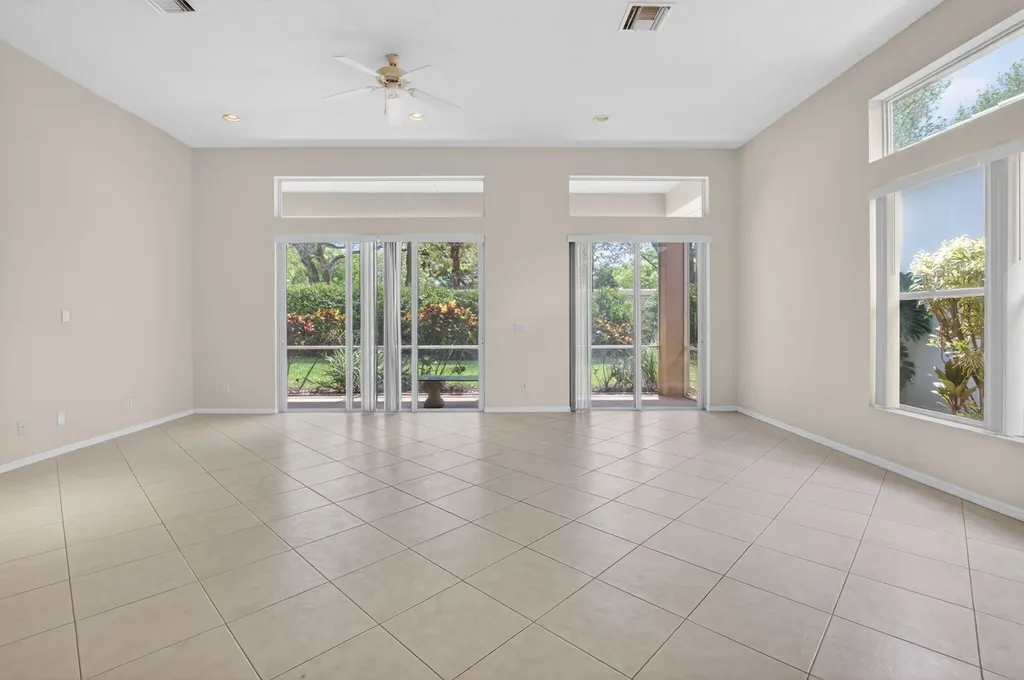 10060 Armani Drive Boynton Beach FL 33437