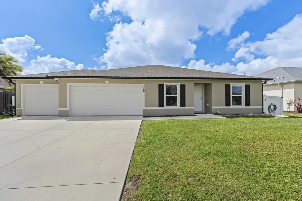 380 SW Donna Terrace Port St Lucie FL 34984