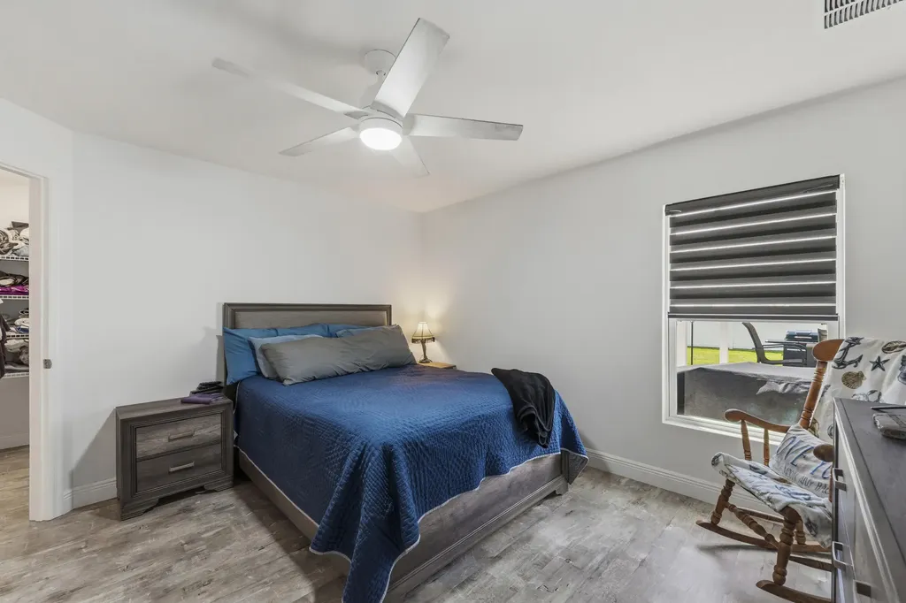 380 SW Donna Terrace Port St Lucie FL 34984