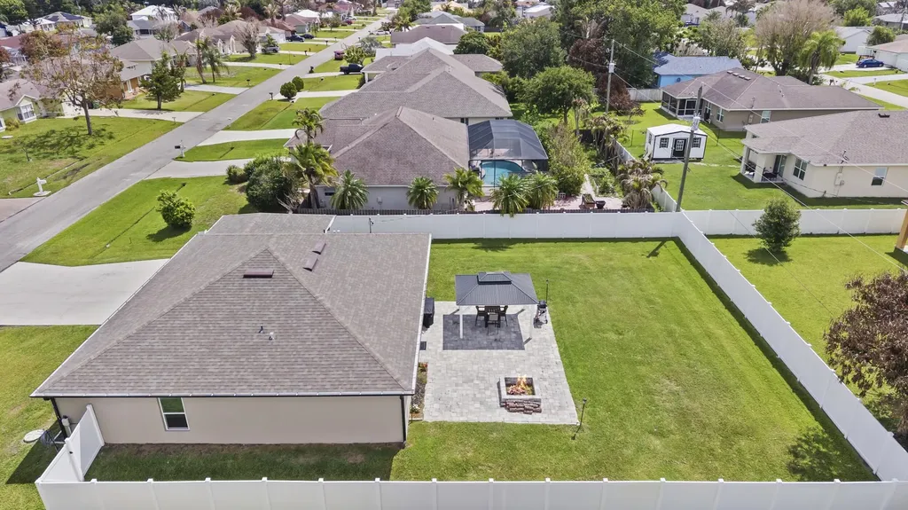 380 SW Donna Terrace Port St Lucie FL 34984