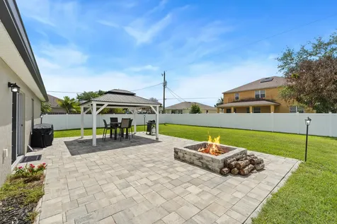 380 SW Donna Terrace Port St Lucie FL 34984
