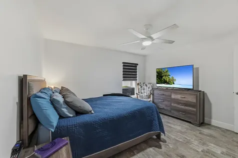 380 SW Donna Terrace Port St Lucie FL 34984