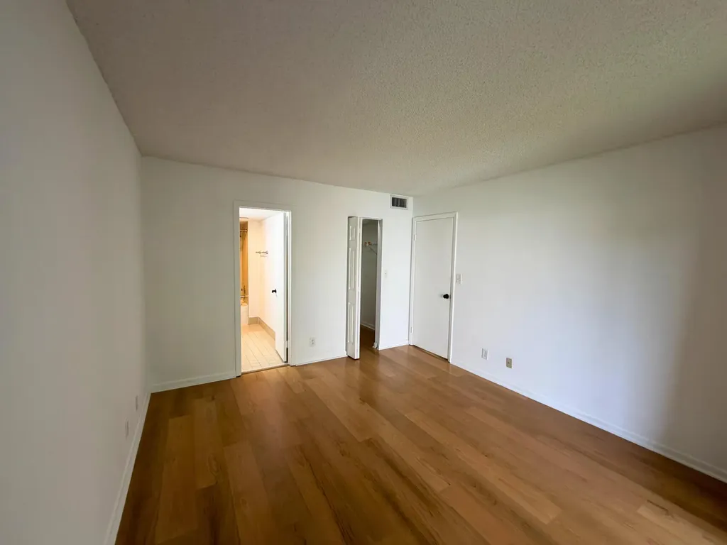 1244 S Military Trail Deerfield Beach FL 33442