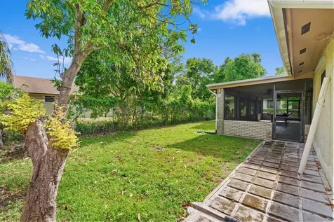 9315 SW 170th Lane Palmetto Bay FL 33157