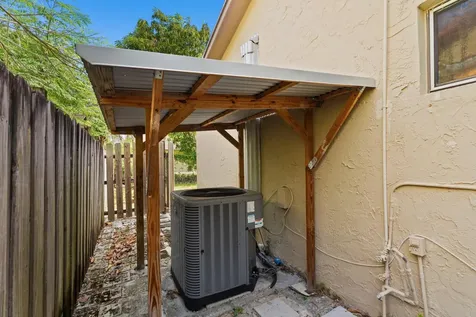 9315 SW 170th Lane Palmetto Bay FL 33157