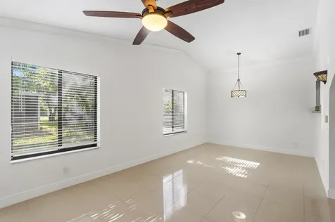 9315 SW 170th Lane Palmetto Bay FL 33157