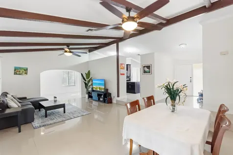 9315 SW 170th Lane Palmetto Bay FL 33157