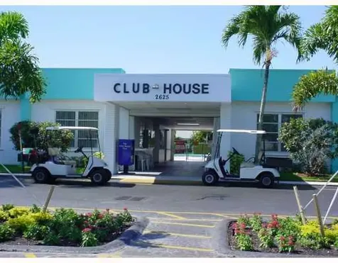 2556 E Dudley Drive Drive E West Palm Beach FL 33415
