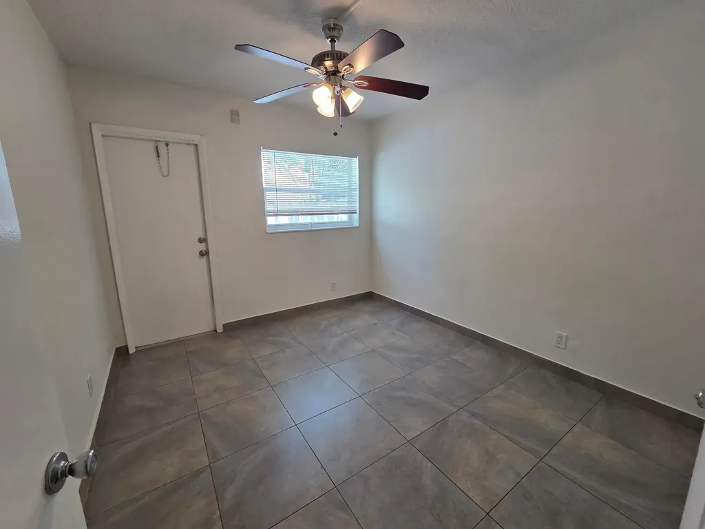 720 NE 2nd Street Fort Lauderdale FL 33301