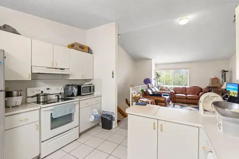8039 Lake Drive Doral FL 33166