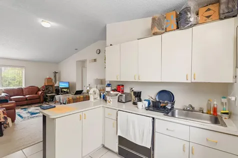 8039 Lake Drive Doral FL 33166