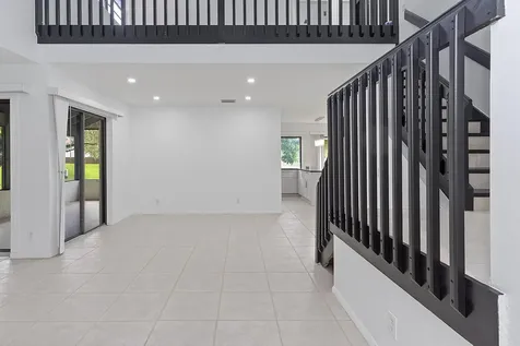 1955 Sacramento Weston FL 33326