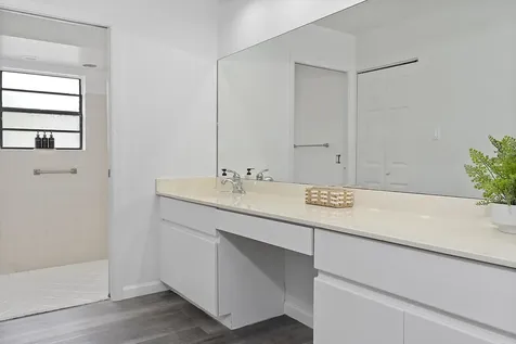 1955 Sacramento Weston FL 33326