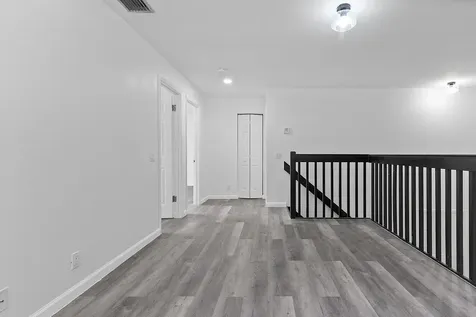 1955 Sacramento Weston FL 33326