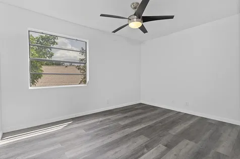 1955 Sacramento Weston FL 33326