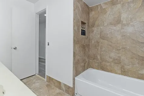 1955 Sacramento Weston FL 33326