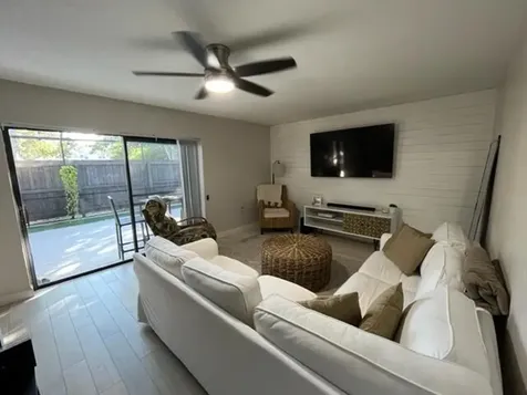 365 S Waverly Place Vero Beach FL 32960