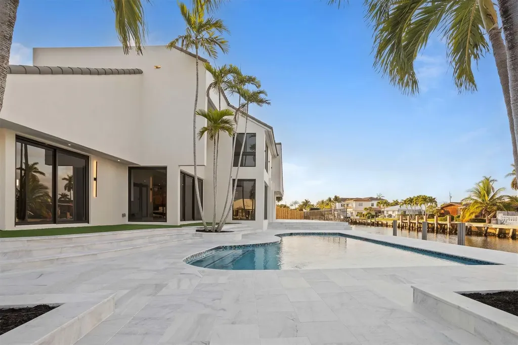 2791 NE 57th Court Fort Lauderdale FL 33308