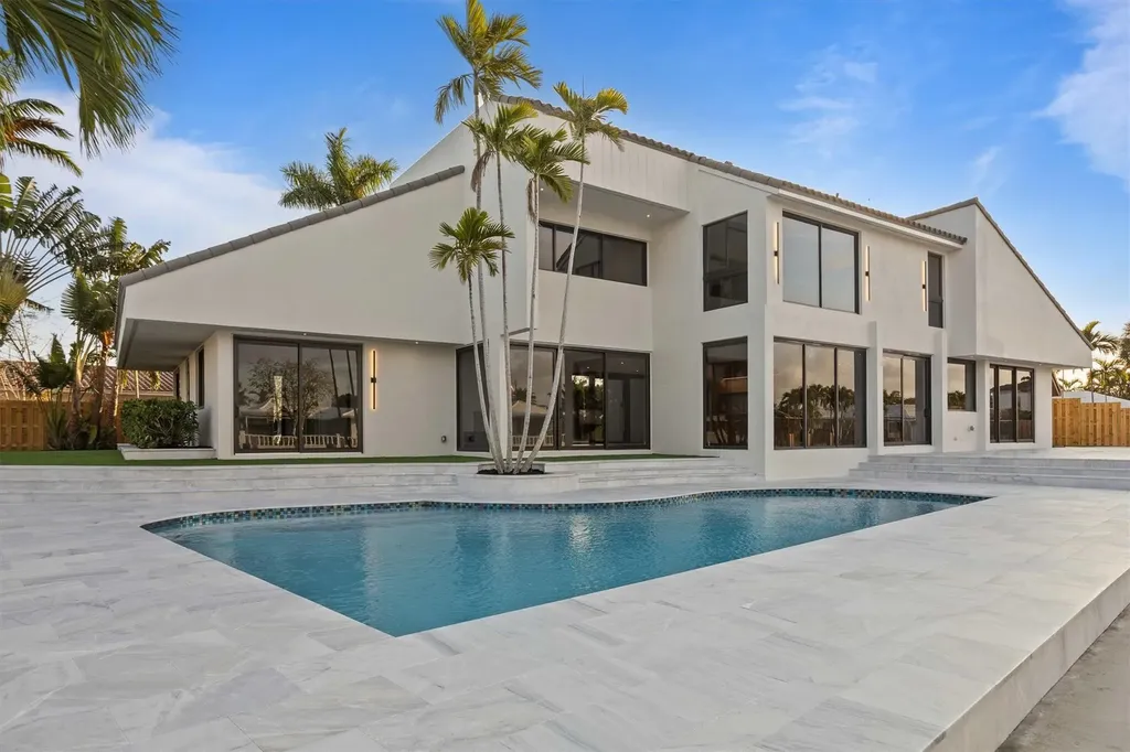 2791 NE 57th Court Fort Lauderdale FL 33308