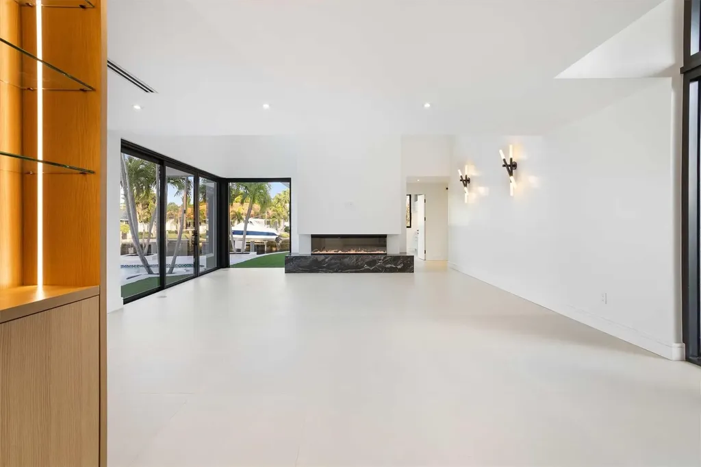 2791 NE 57th Court Fort Lauderdale FL 33308