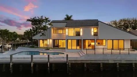 2791 NE 57th Court Fort Lauderdale FL 33308