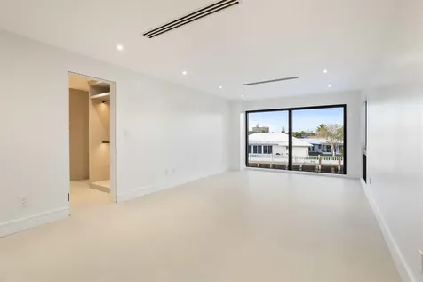 2791 NE 57th Court Fort Lauderdale FL 33308