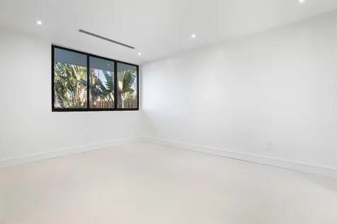 2791 NE 57th Court Fort Lauderdale FL 33308