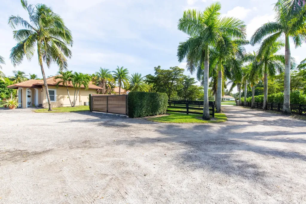 14943 Paddock Drive Wellington FL 33414