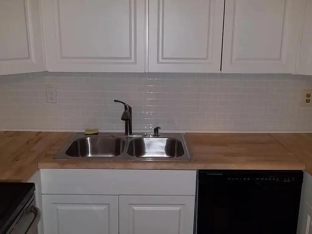 1111 N 25th Avenue Hollywood FL 33020