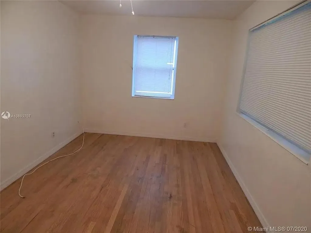 1111 N 25th Avenue Hollywood FL 33020