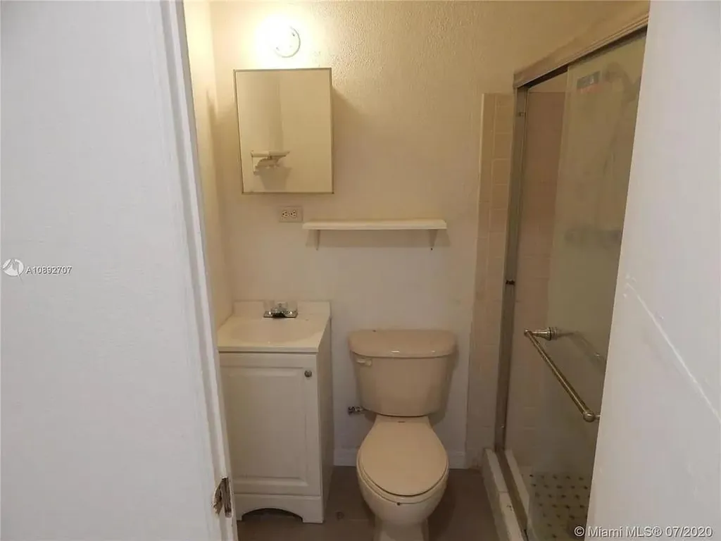 1111 N 25th Avenue Hollywood FL 33020