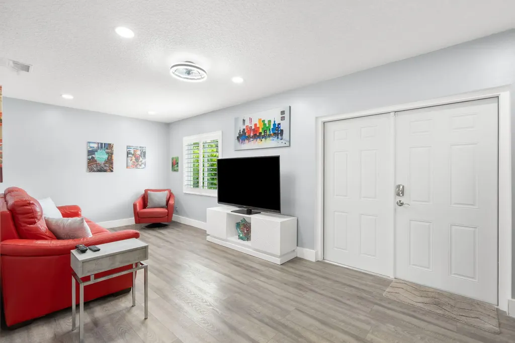 13491 Via Vesta Delray Beach FL 33484