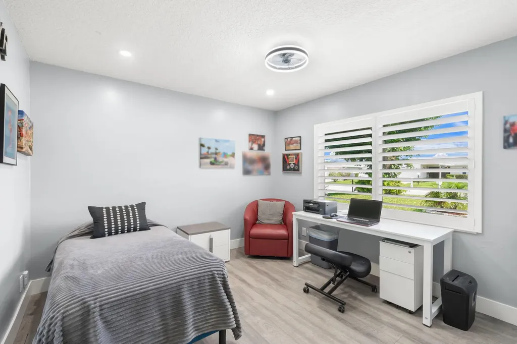 13491 Via Vesta Delray Beach FL 33484