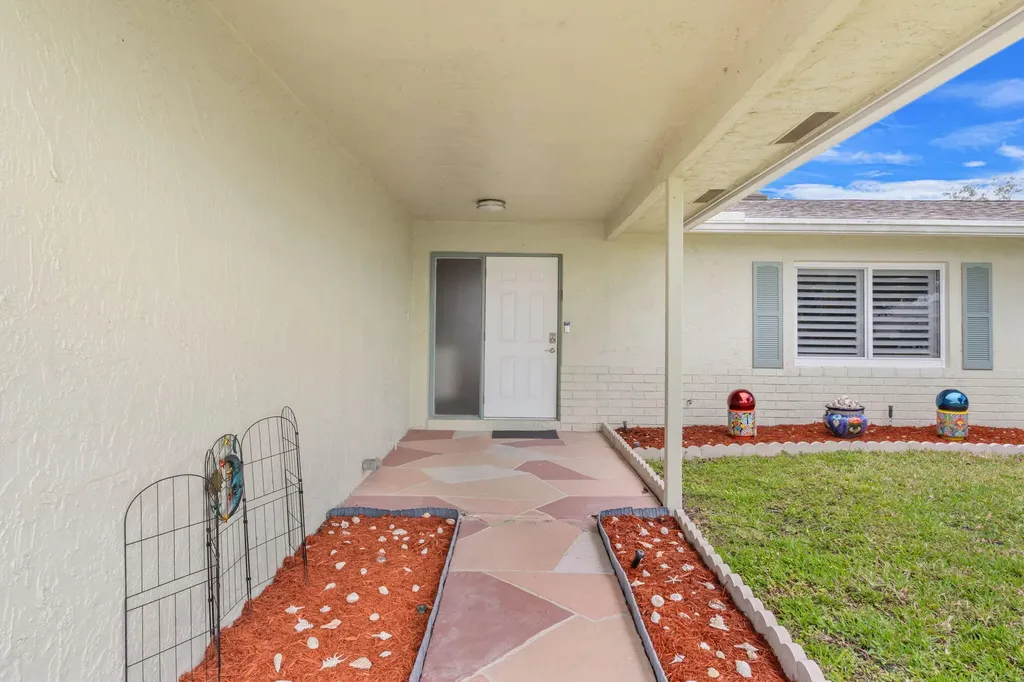 13491 Via Vesta Delray Beach FL 33484