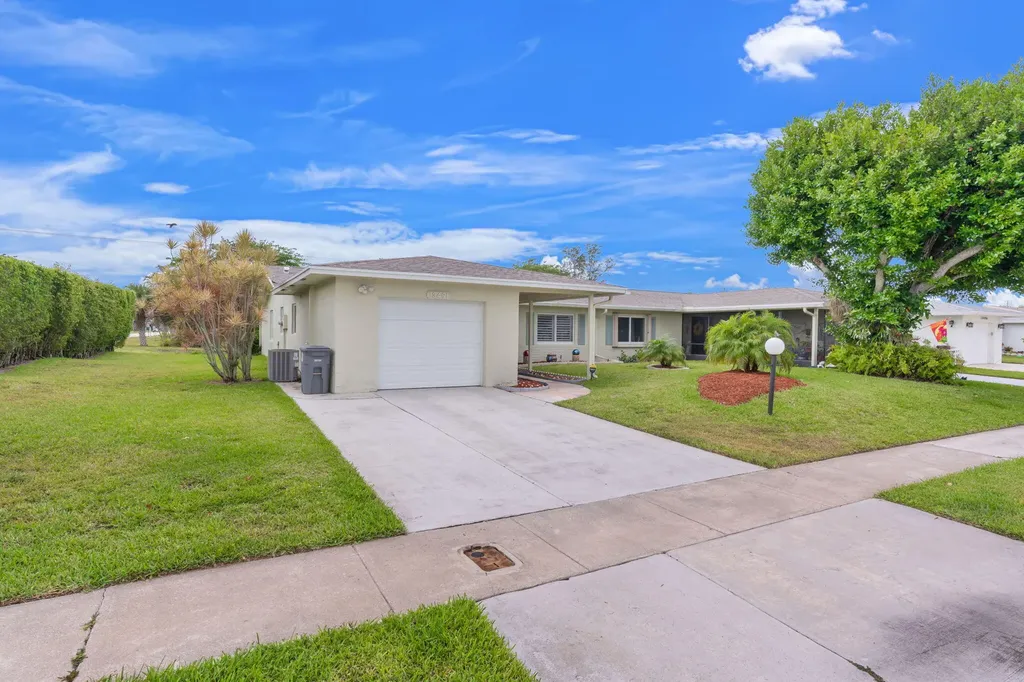13491 Via Vesta Delray Beach FL 33484