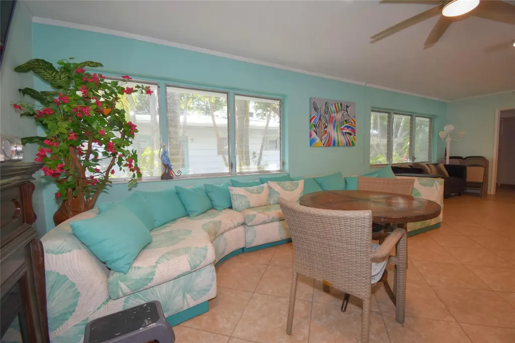 2161 NE 42nd Court Lighthouse Point FL 33064