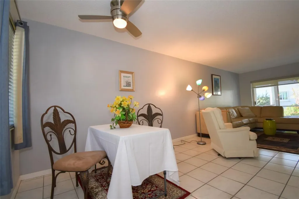 2161 NE 42nd Court Lighthouse Point FL 33064