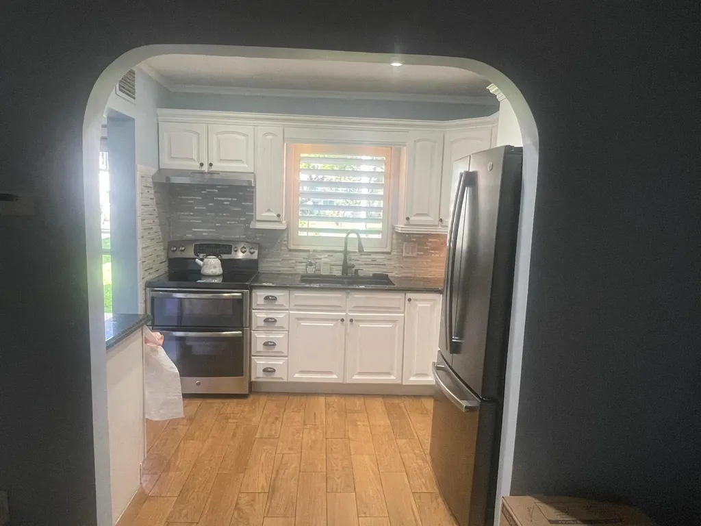 752 Lori Drive Palm Springs FL 33461