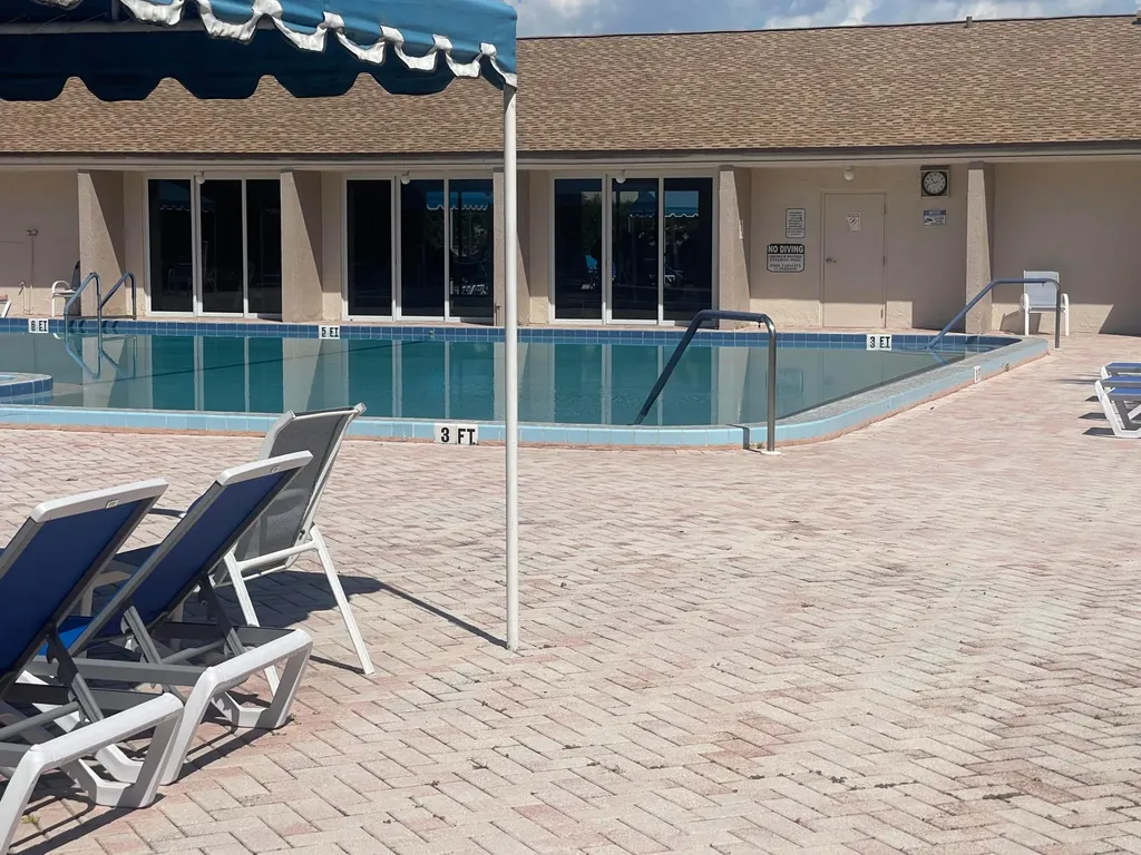 752 Lori Drive Palm Springs FL 33461